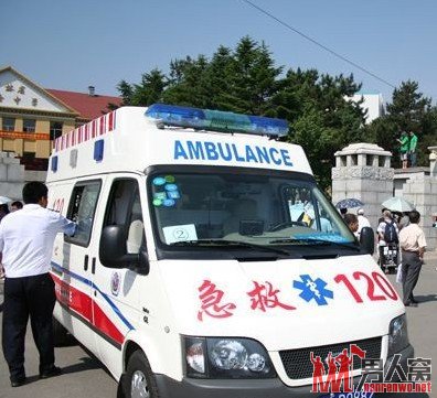 孕妇临盆打120被拒去世 理由竟是下雨天路不好走