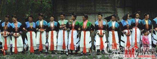 贵州神秘苗族：原始遗风 夜郎后裔