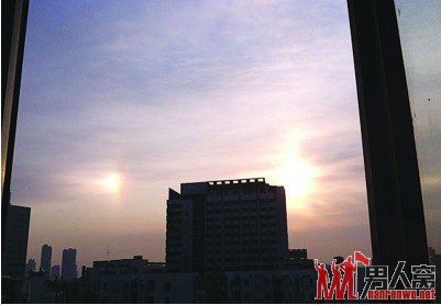 上海江苏等地惊现3个太阳 专家称幻日与世界末日无关