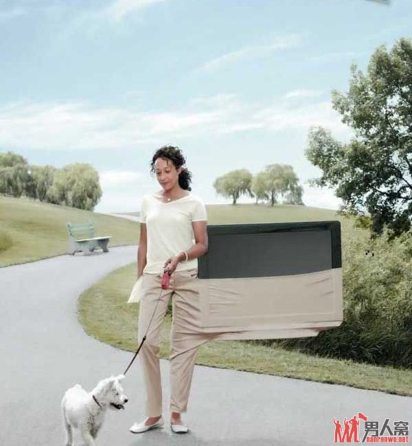 装在裤袋里的大彩电！