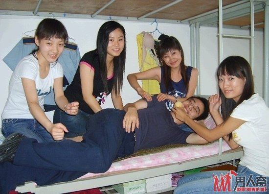 一战四宅男你一定很爽吧