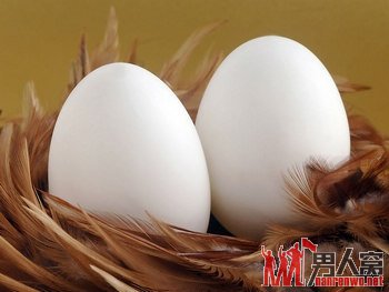 健康警惕：8种食物不能喝鸡蛋一起吃 会伤身丧命