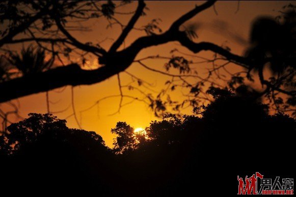 玛雅人载歌载舞迎接“世界末日”