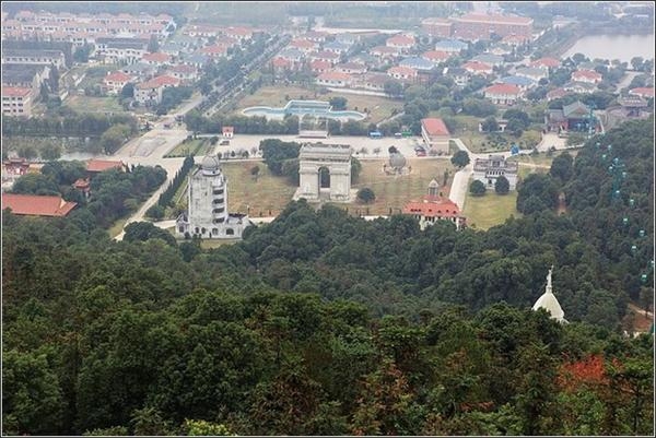 中国第一村华西村之旅：山寨遍地尽显奢华