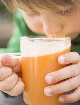 牛奶养生必须注意的8种错误喝法