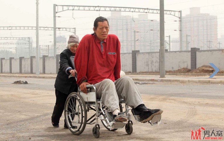 黄成义
