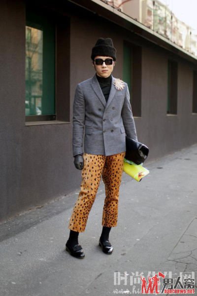 ˴Ůװʱ holdסfashion