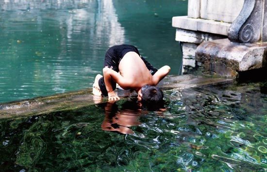 济南人的戏水生活 尽情地与水亲密接触