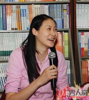 赵蕊蕊新书发布场面轰动