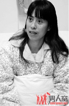男子持刀冲进幼儿园企图行凶 女园长奋力抱住被砍2刀