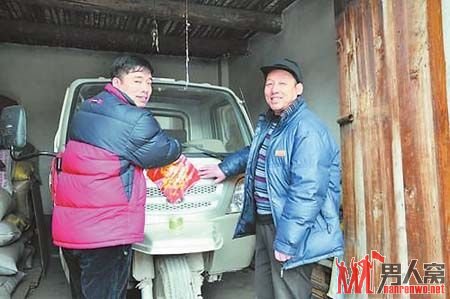 븸