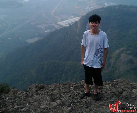 求大神帮我旁边多加个人上去