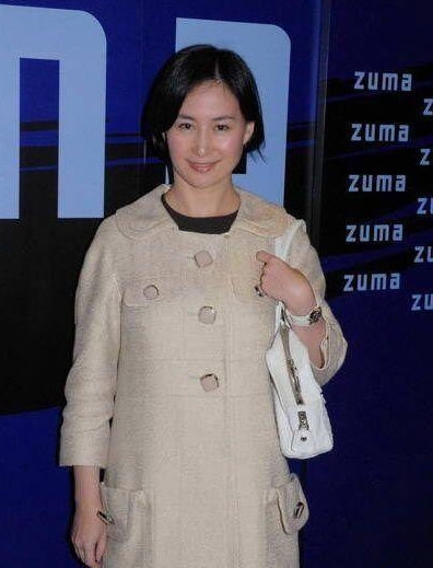 赌王六位混血千金惊艳照 男人心中的女神