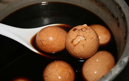 健康警惕：八种隔夜食物吃了会致命
