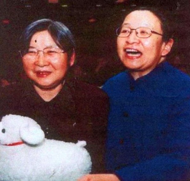 毛泽东之女李敏：非常朴素 贤惠温柔