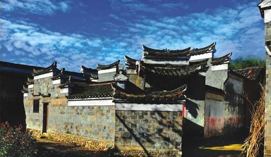 浙江廿八都古镇：各种风格的建筑世间罕见