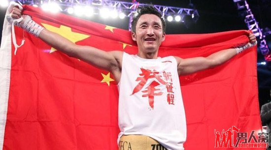 邹市明职业首秀延续辉煌 全场占优仅差KO
