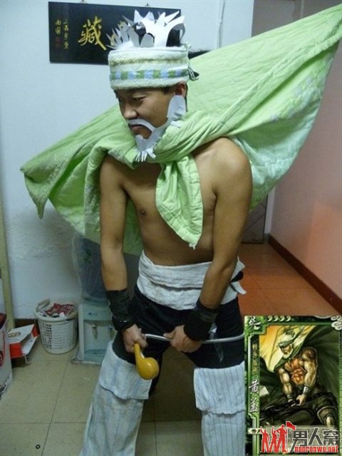骚年三国杀快被你们玩坏了：男生宿舍版三国杀cos