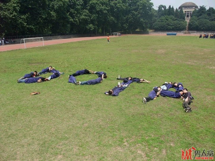 又是一年毕业季 你的毕业照够新意吗