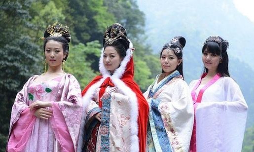 王昭君后裔出演昭君 网友称风尘味太重