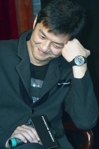 盘点娱乐圈娶富太太的男明星【组图】