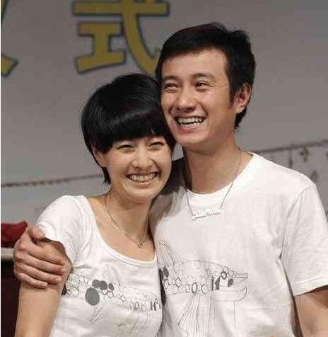 娱乐圈女强男弱夫妻档 或是收入不如或是气势太低