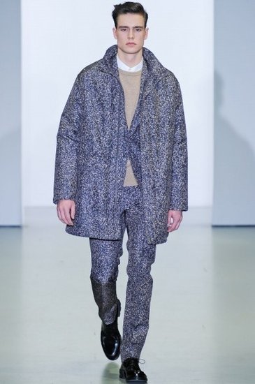 春夏做一个摩登花型男 让这个季节生机勃勃