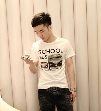 型男夏季必备的8款极简风格T-shirt