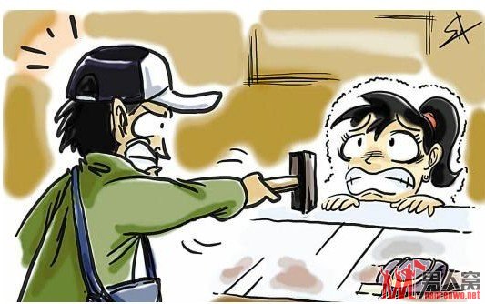 女子深夜穿睡衣街头被抢 被咬