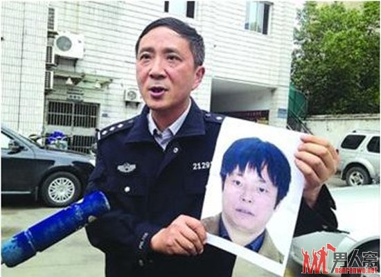 11岁男生上学路上被泼硫酸 脸部、头部严重烧伤