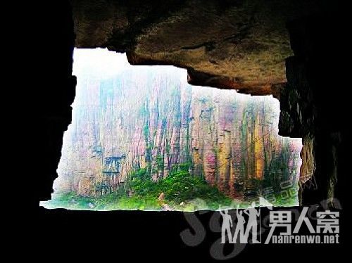 郭亮村：悬崖上生出的“太行明珠”