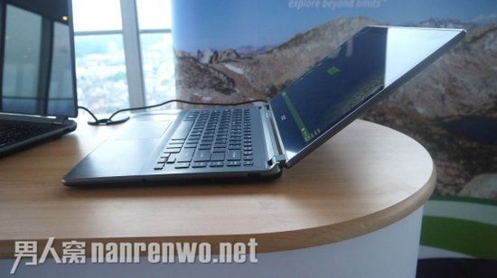 宏碁Aspire V7带来一场视觉盛宴 用起来很舒适