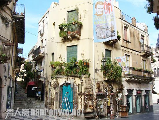 意大利西西里：古建筑群的历史芳华 陶醉在其中