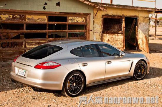 ˶ͽγƴM5 VS ʱPanamera GTS