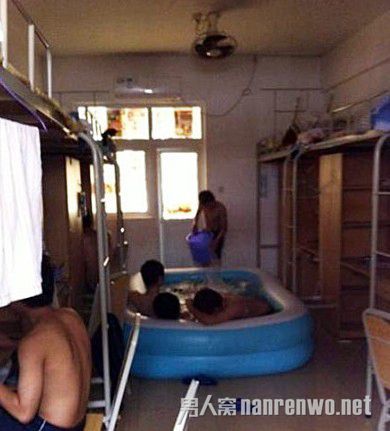 夏季防暑各有奇招 天气再热又能如何