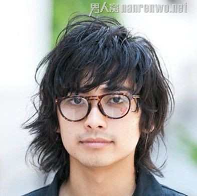 今年最流行的5款男士发型 轻松变成型男