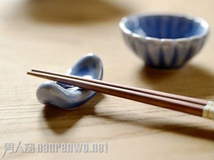 筷子用太久致癌引关注 专家建议偿还筷子