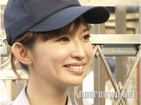 台湾惊现“警界林志玲” 与志玲姐姐同个模子刻出来的