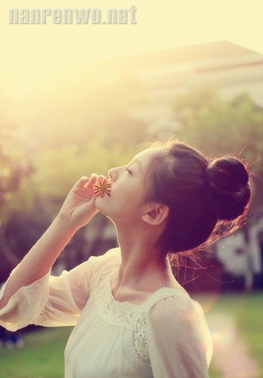 自述：矮个男逆袭高个女 平跟鞋也很幸福
