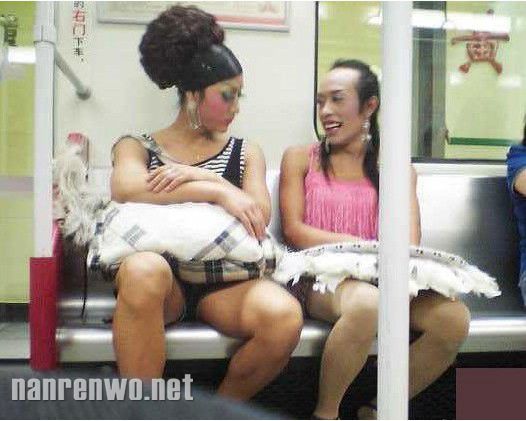 那些年，地铁上的奇葩男女