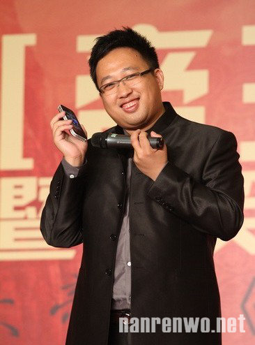于麻麻身边的男男女女 女一总是挨鸡蛋