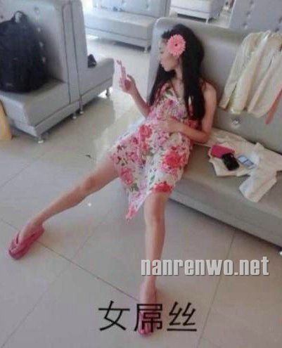 女生坐姿，快来对号入座！！！