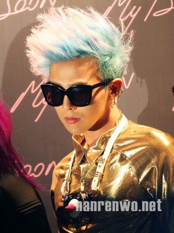 人气男星权志龙百变个性发型 引领前卫时尚