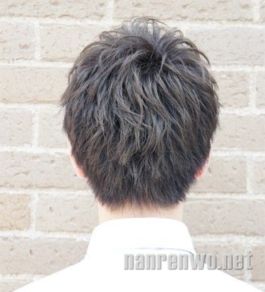 职场发型推荐 端庄、稳重不失时尚