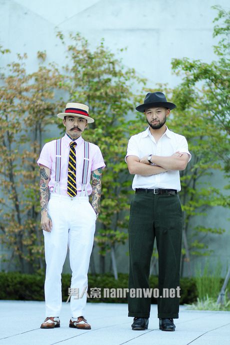 街拍：性感豹纹改道萌趣一族