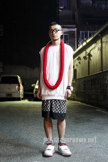 男士时尚搭配之僧侣服出街也时髦