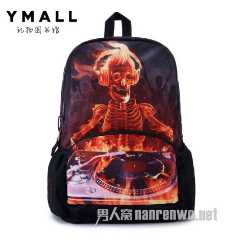 个性时髦双肩包：来自于背后魔兽的世界