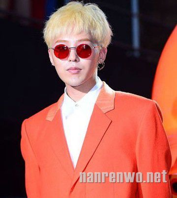 人气韩星——权志龙金黄色头发成吸睛法宝
