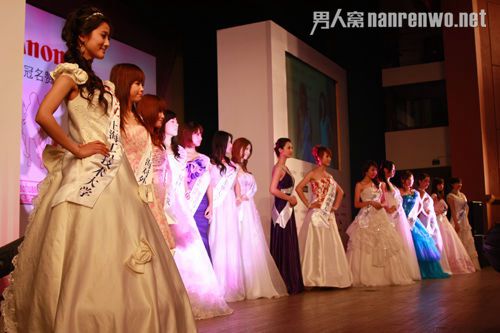 上外“校园女生大赛”决赛现场