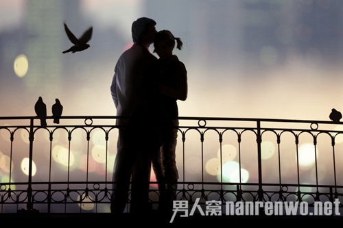 如何处理女朋友异性缘很好